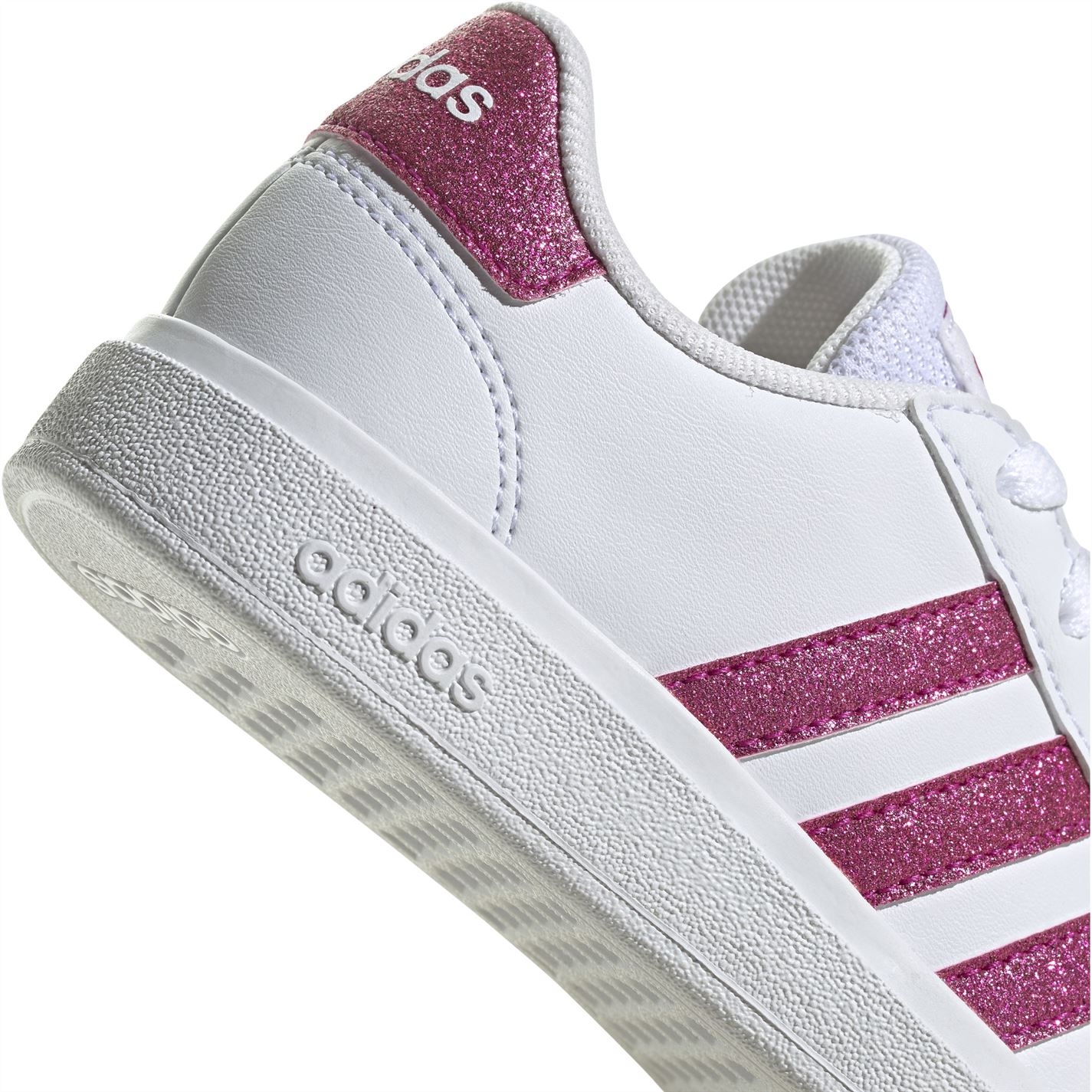 Adidasi sport adidas Grand Court pentru fete alb roz