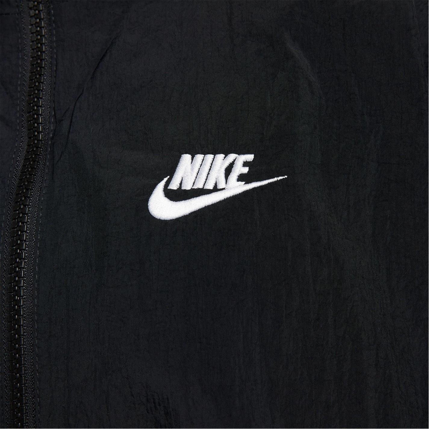 Jacheta Geaca pentru vant Nike Sportswear Statement pentru femei negru