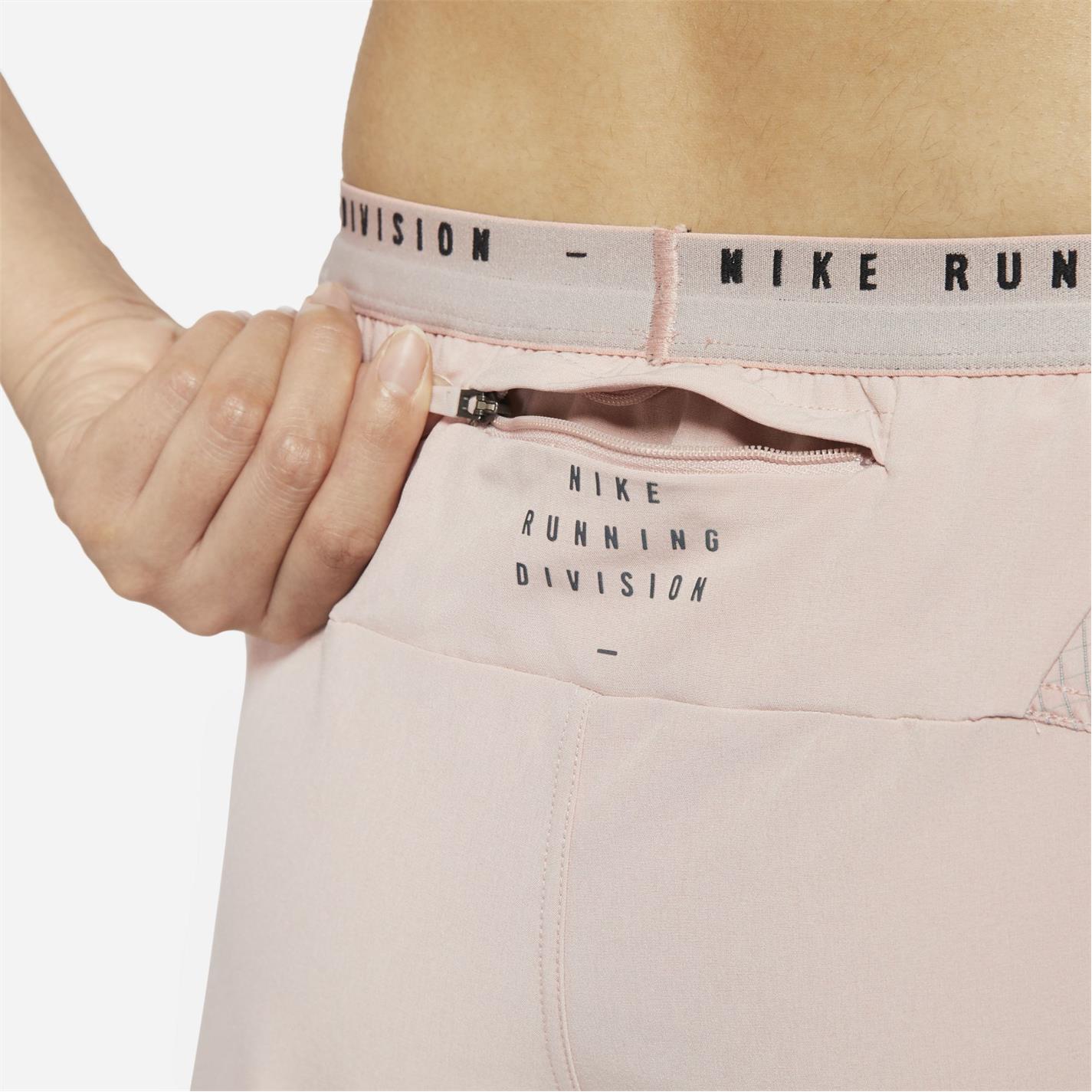 Pantaloni scurti Nike Tempo pentru femei roz