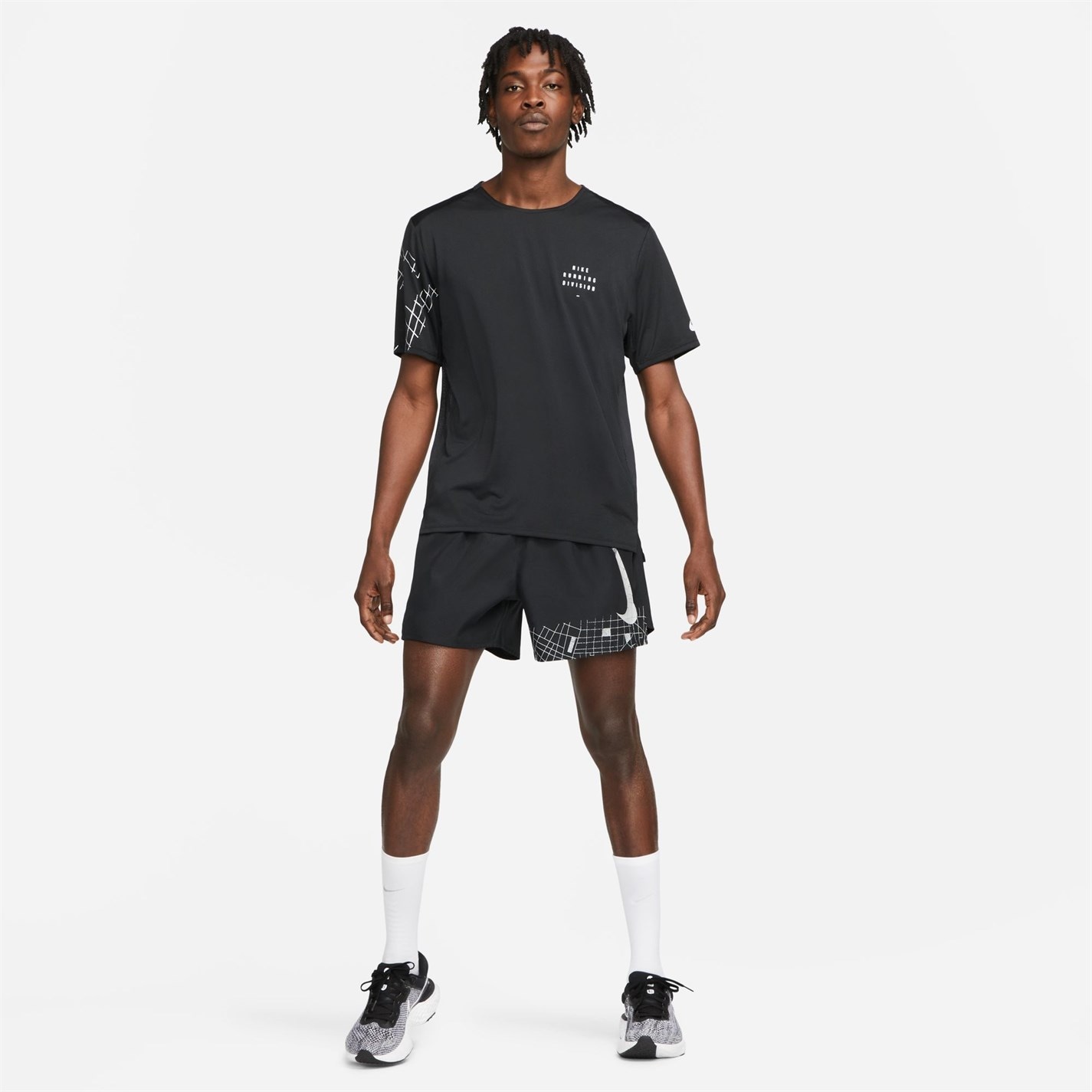 Tricou alergare Nike Dri-FIT Run Division Rise 365 Flash maneca scurta pentru Barbati negru argintiu